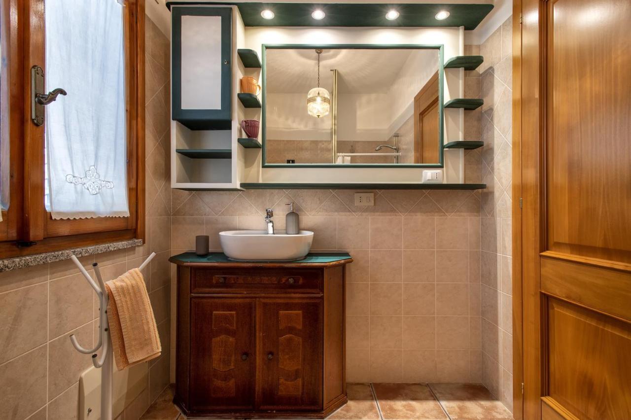 Casa Rina Villa Sassari Buitenkant foto